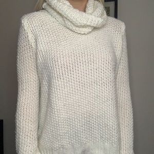 Forever 21 turtleneck sweater